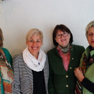 Wollen keine vergoldeten Wasserhähne, sondern lediglich eine angemessene Finanzausstattung für Ortenberg: Christl Knöpp, Bundestagsabgeordnete Bettina Müller, Bürgermeisterin Ulrike Pfeiffer-Pantring und Ute Arendt-Söhngen