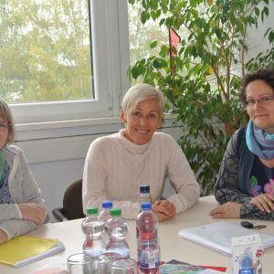 Personen auf dem Foto v.r.n.l.: Nicole Schneider-Kehne, Bettina Müller, Dr. Elisabeth Lohmann