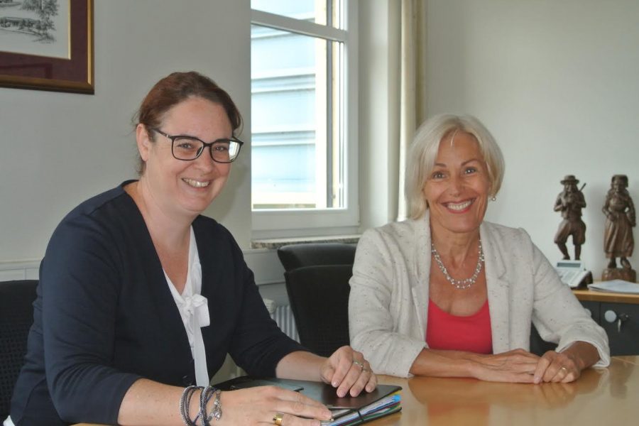 Bettina Müller und Lisa Gnadl im Gespräch